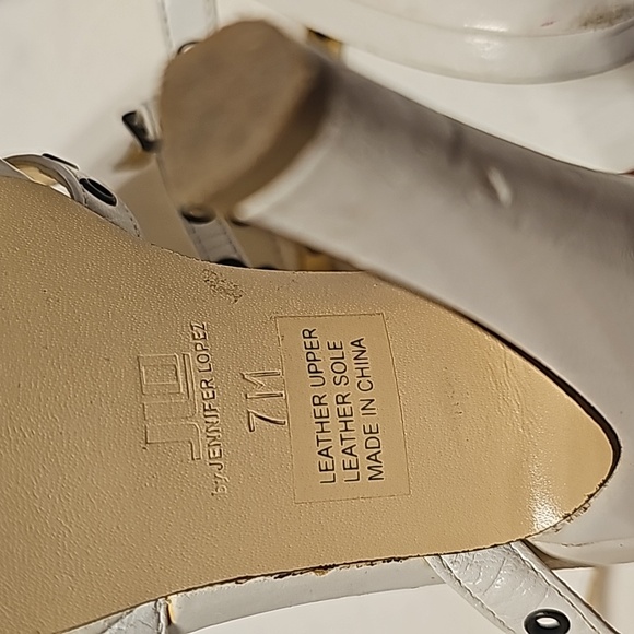 🍁Bundle of 2 for 15$🍁Jennifer Lopez White Sparkly T-Strap Platform Sandals - Picture 6 of 7